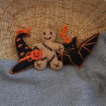 Ensemble de 3 ornements brodés d’Halloween faits à la main. Fabriqué avec des fibres naturelles.